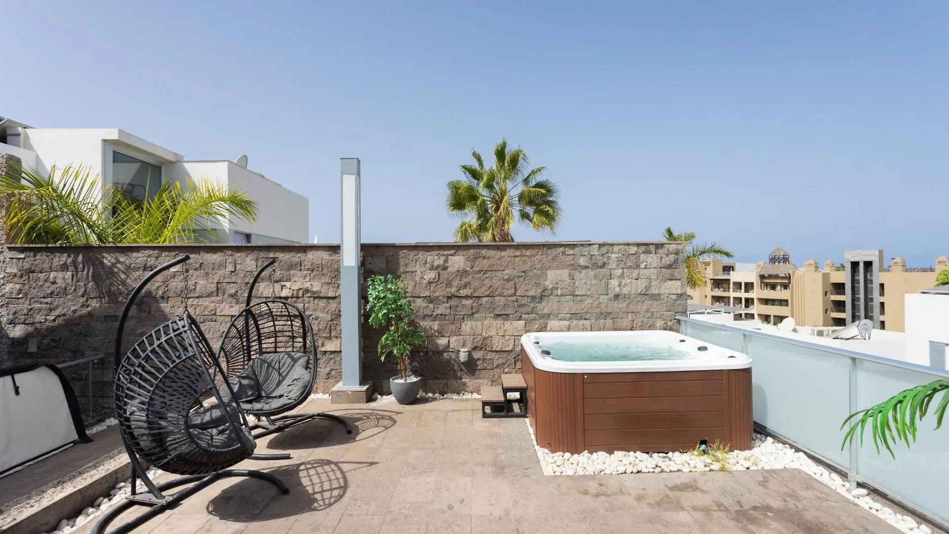 アデヘ Luxury Bkm In Playa Del Duqueヴィラ